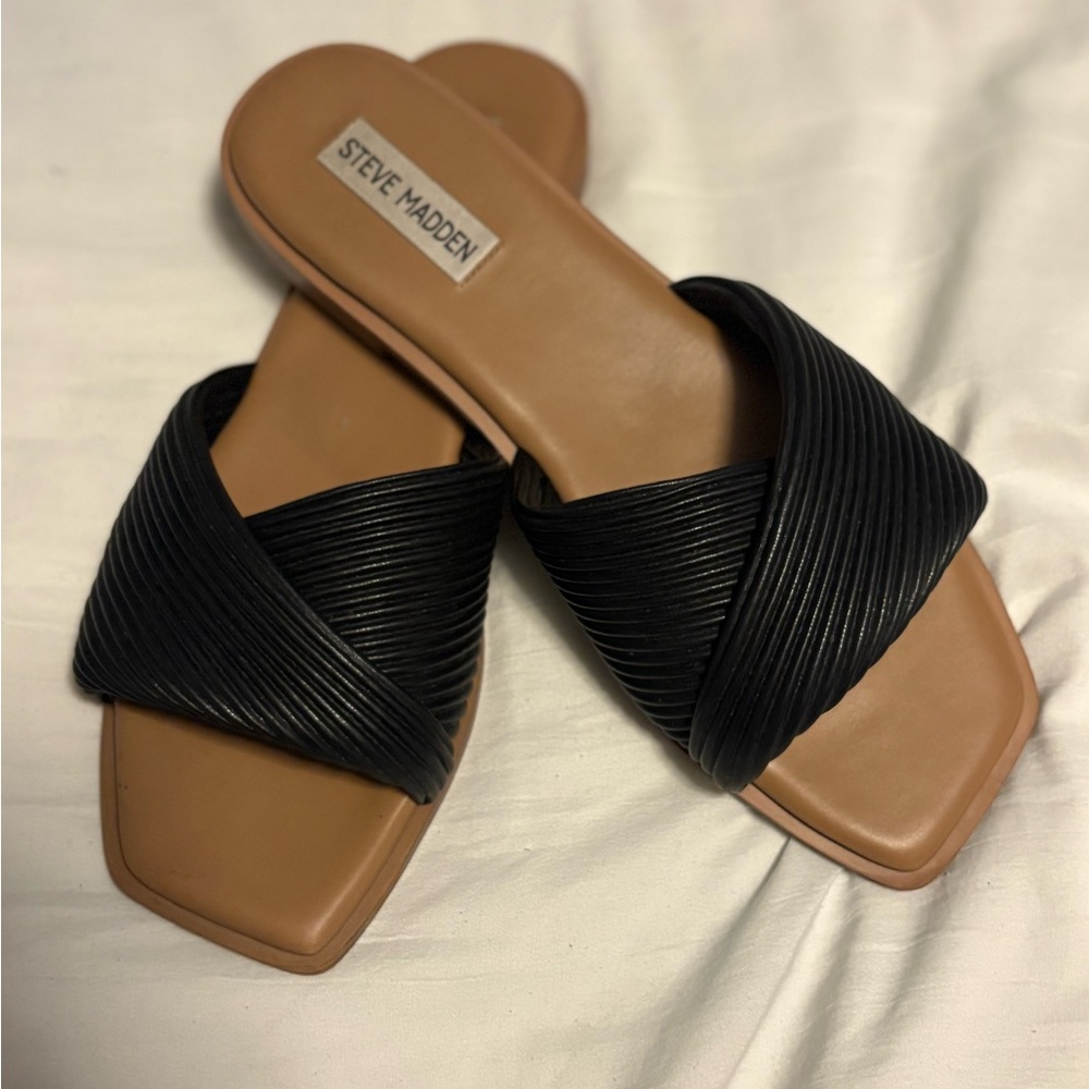Steve Madden Black and Tan Women's Sandals